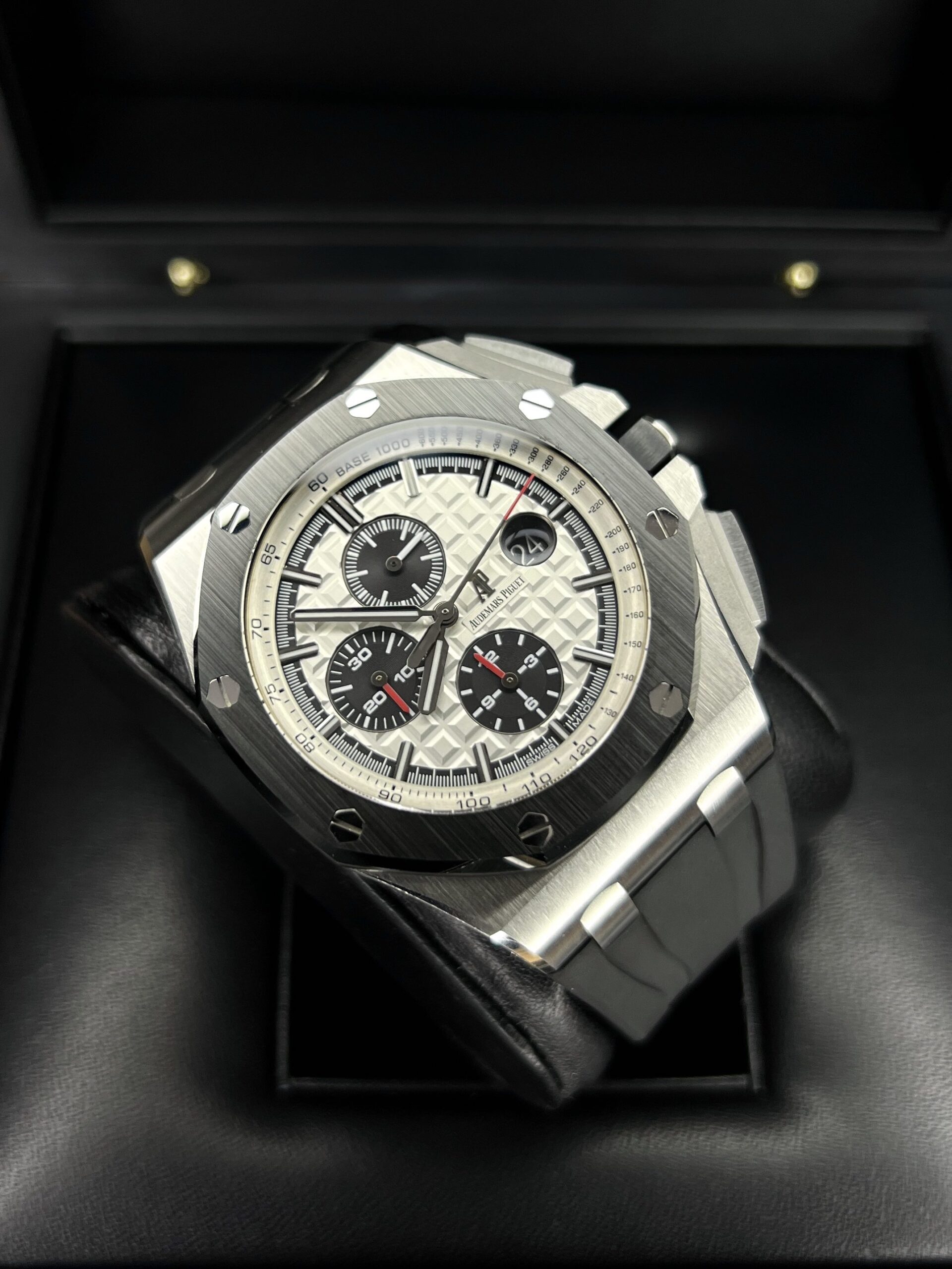 Купить Audemars Piguet Royal Oak Offshore Chronograph 26400SO в Киеве