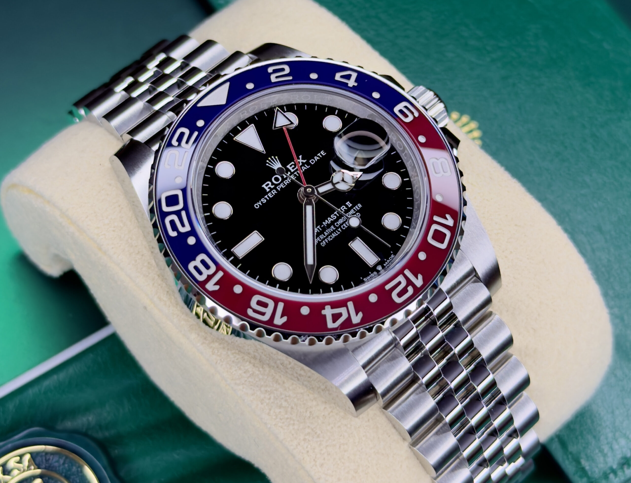 Популярна модель від Ролекс - GMT-Master II Pepsi зі сталі ref. 126710 BLRO