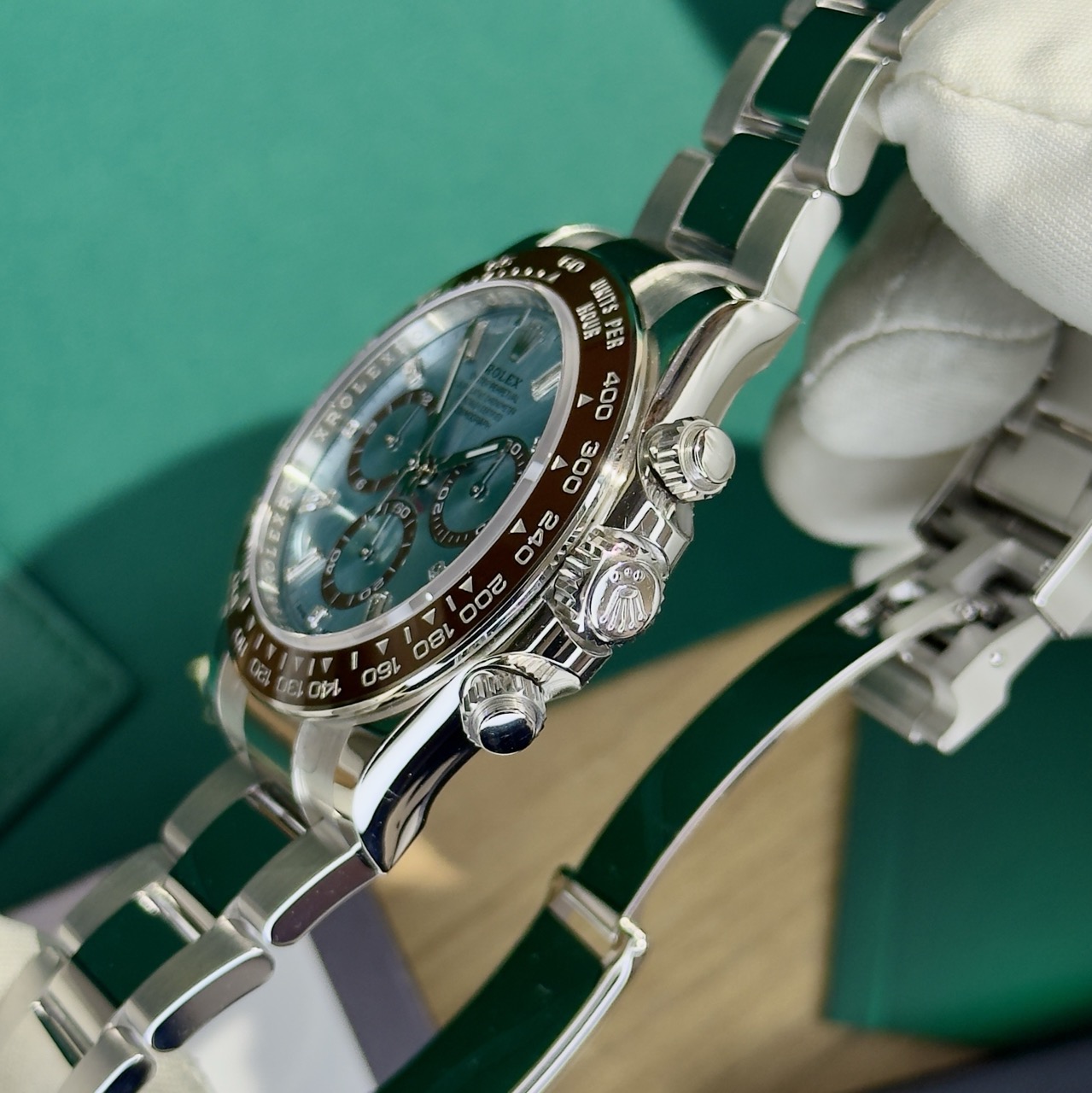 Купити годинник Rolex Cosmograph Daytona Ice Blue Baguette 126506-0002 в Киеве