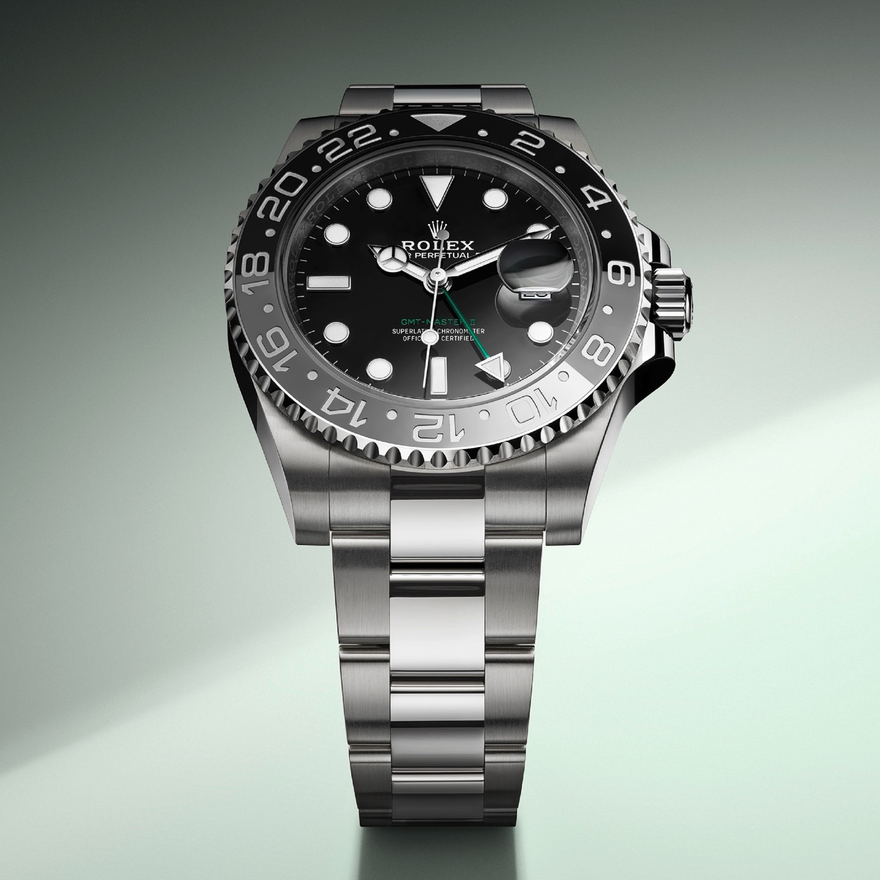 Часы Rolex GMT-Master II “Bruce Wayne” в стальном корпусе с двухцветным чёрным и серым безелем Cerachrom