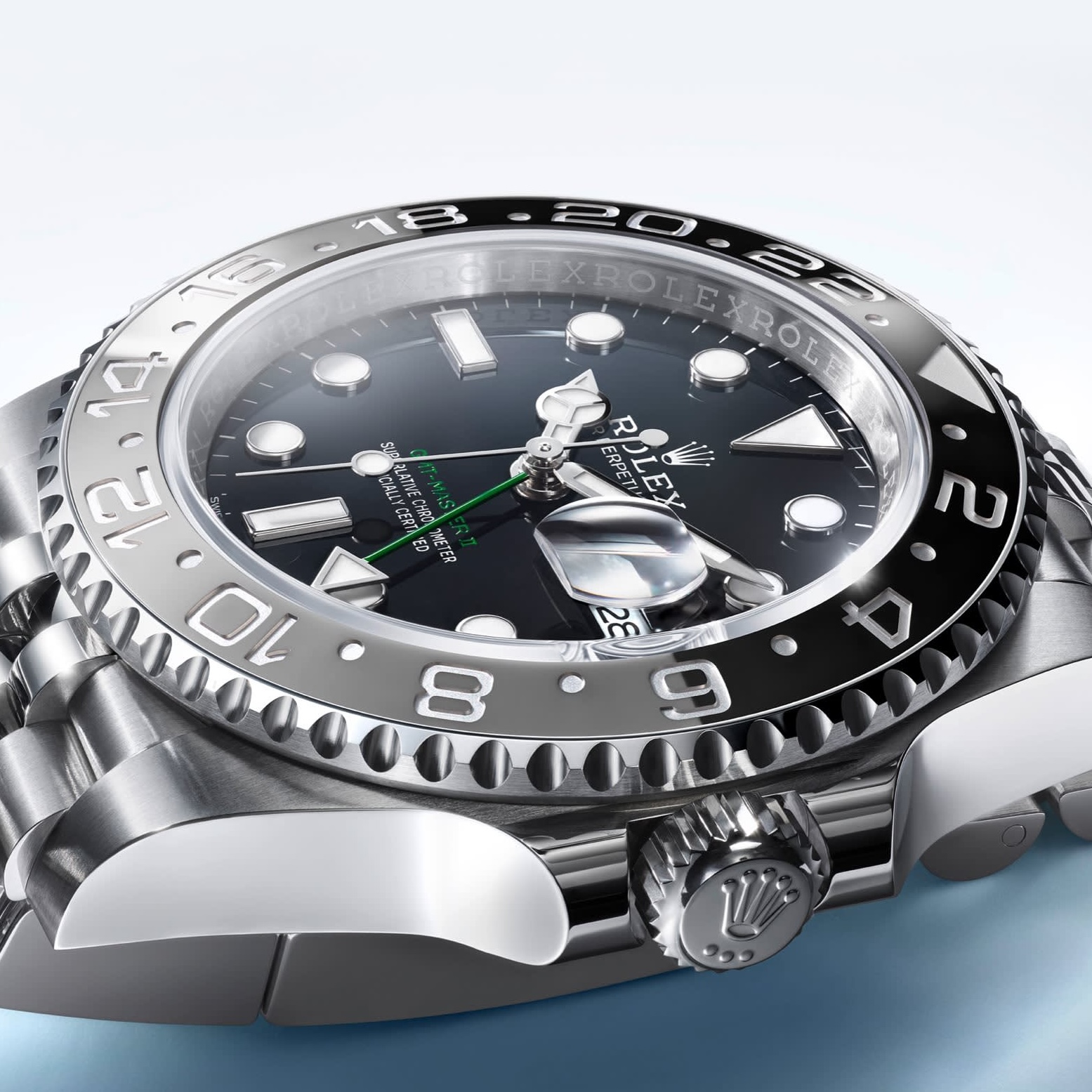 Отделка корпуса Rolex из стали Oystersteel 904L — фирменного сплава с повышенной коррозионной стойкостью и характерным блеском