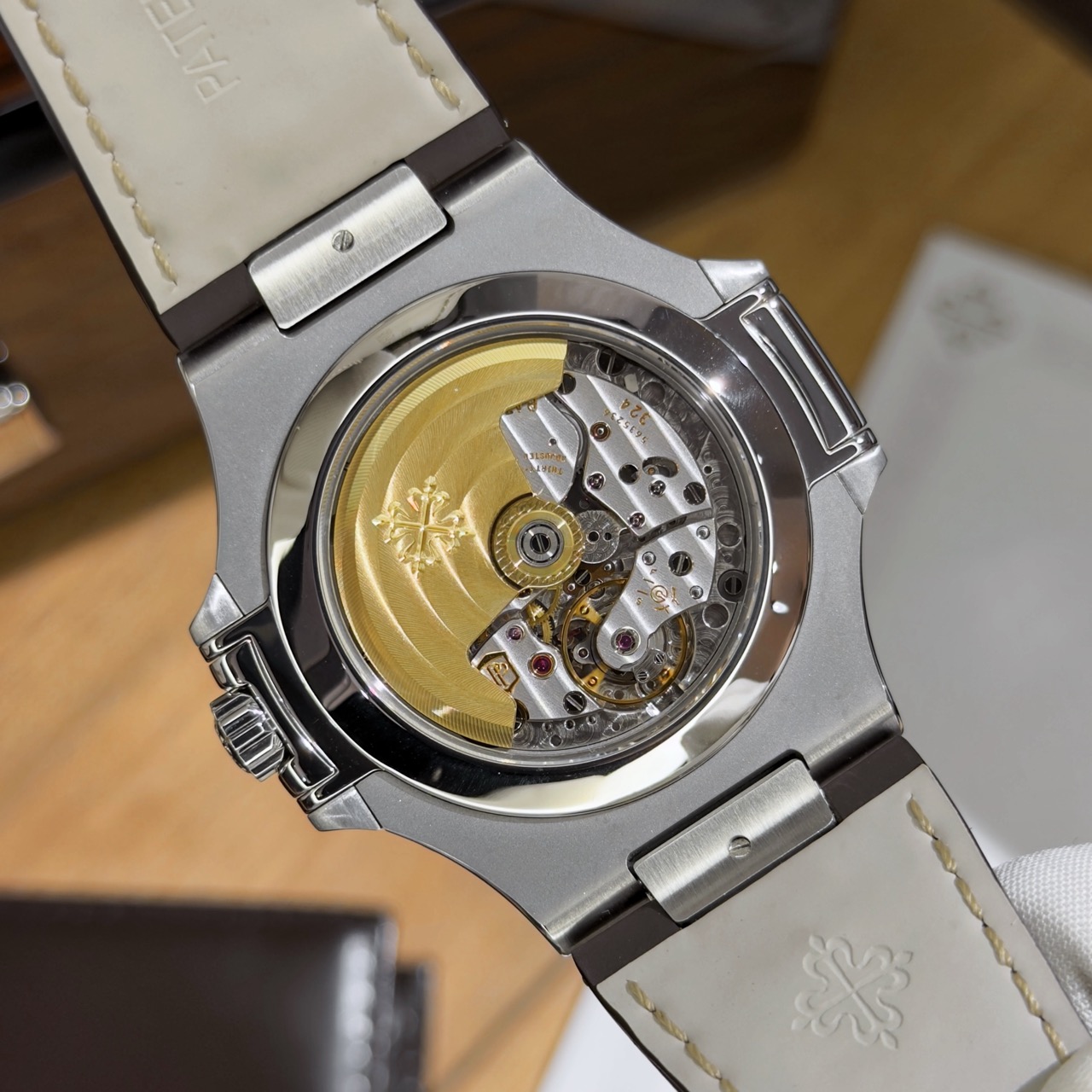 Patek Philippe Nautilus купити